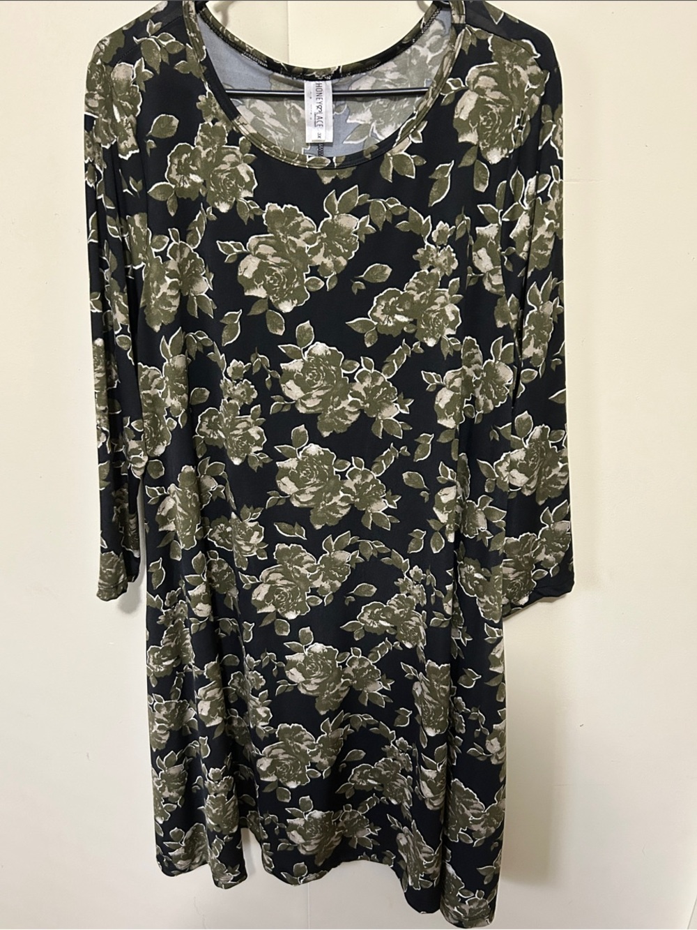 Honey Lace Black Floral Long-Sleeve A-Line Dress - Olive Floral Print